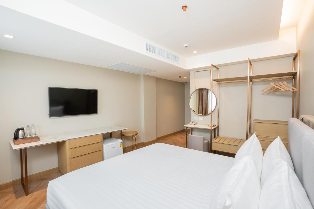 Away Bangkok Riverside Kene Екстер'єр фото