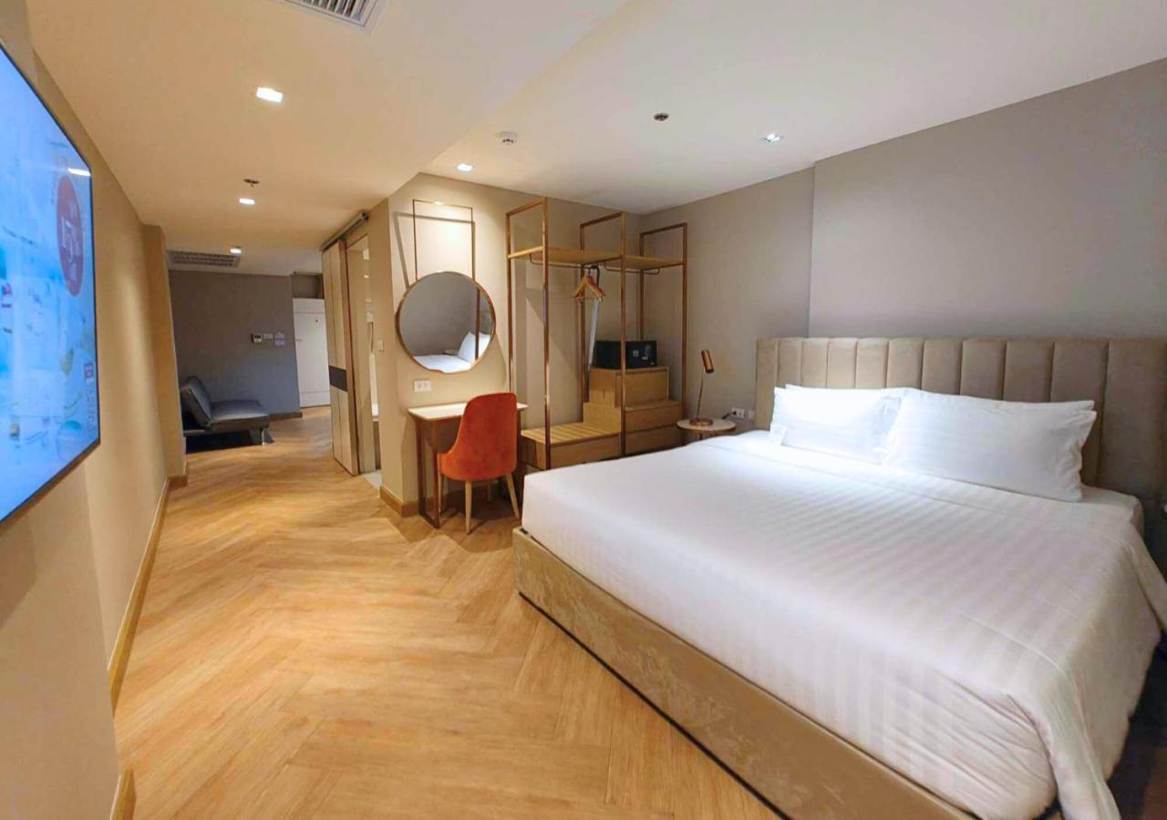Away Bangkok Riverside Kene Екстер'єр фото
