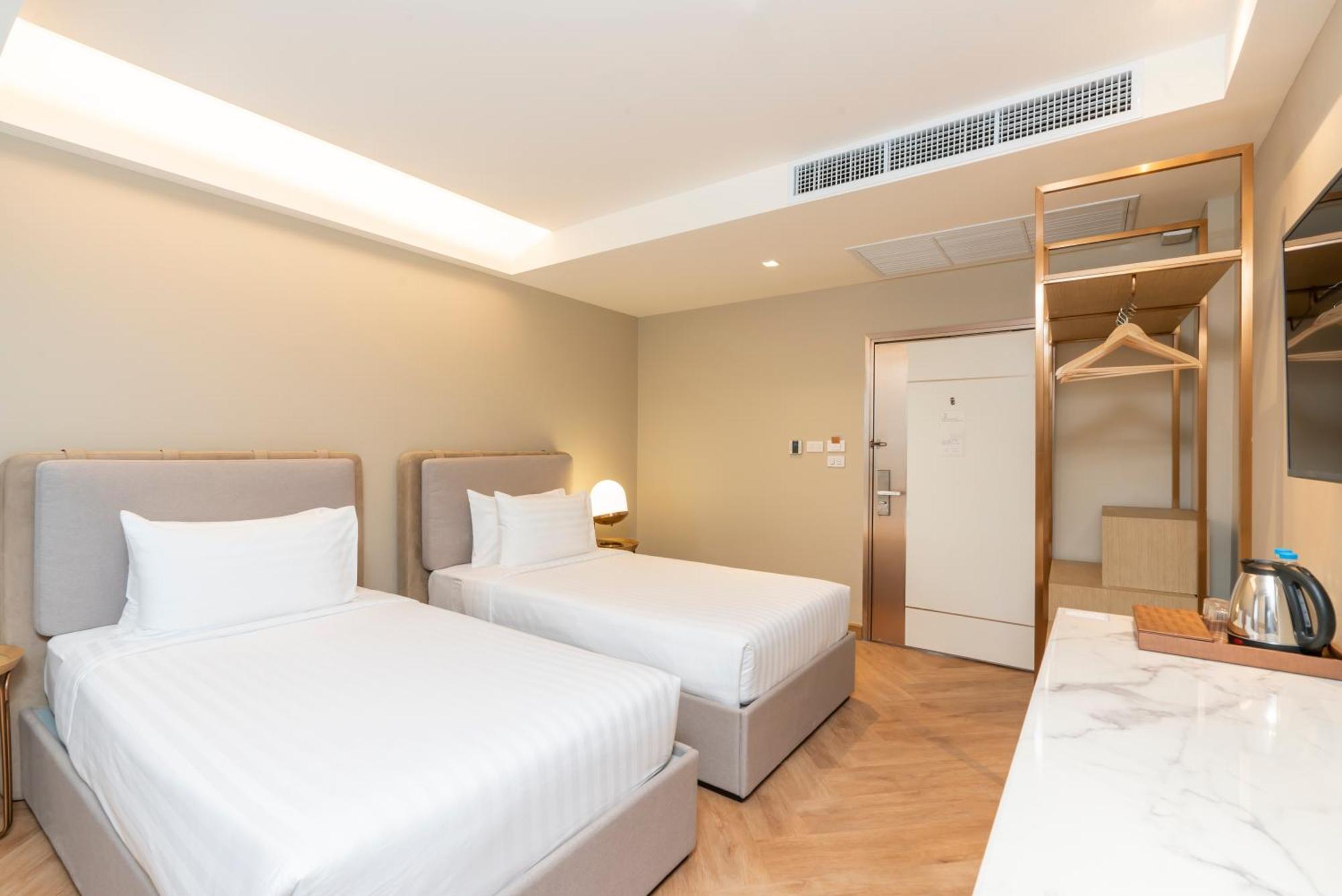 Away Bangkok Riverside Kene Екстер'єр фото